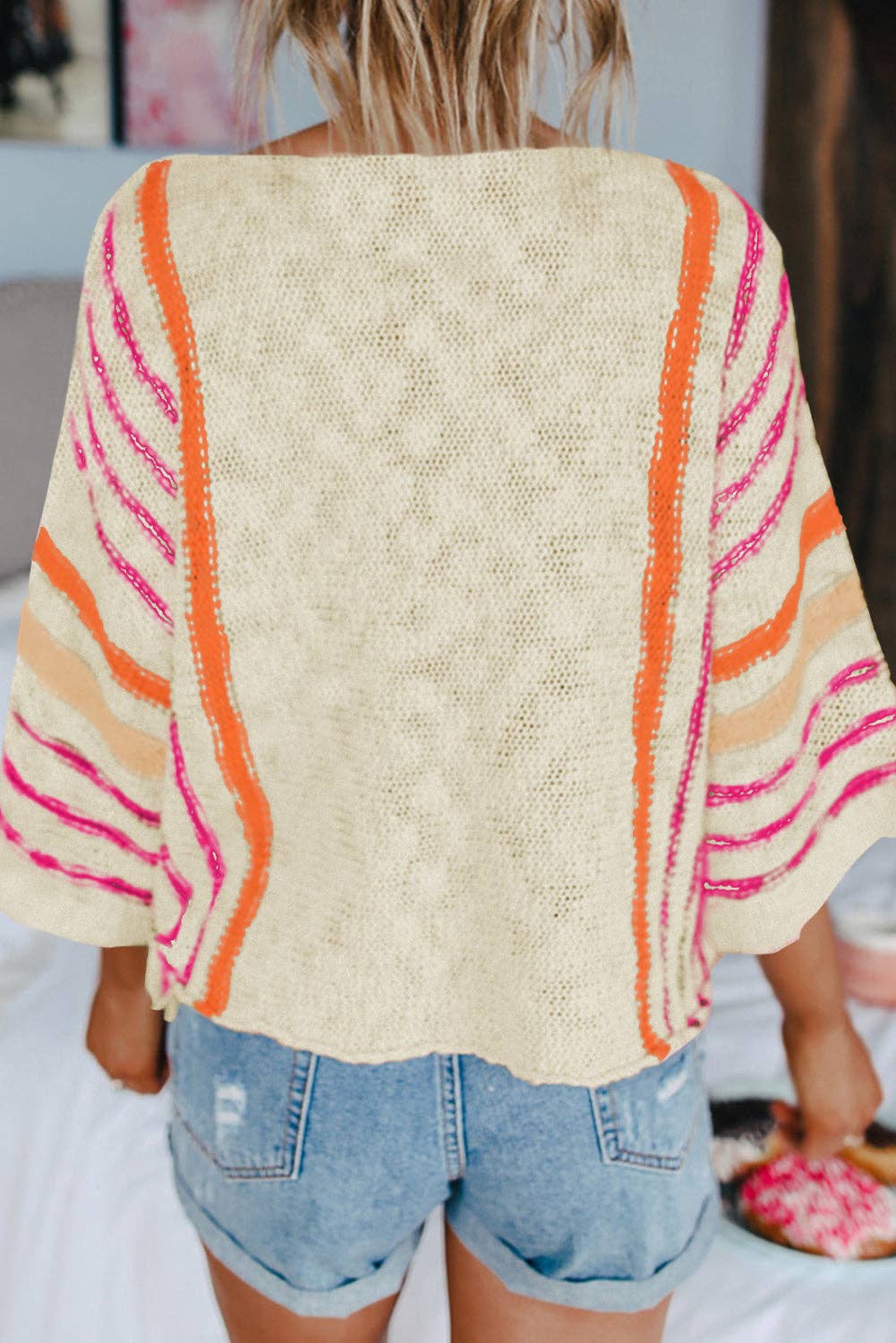 White Striped Detail Wide Sleeve Lightweight Knitted Sweater: White / 100%Acrylic /