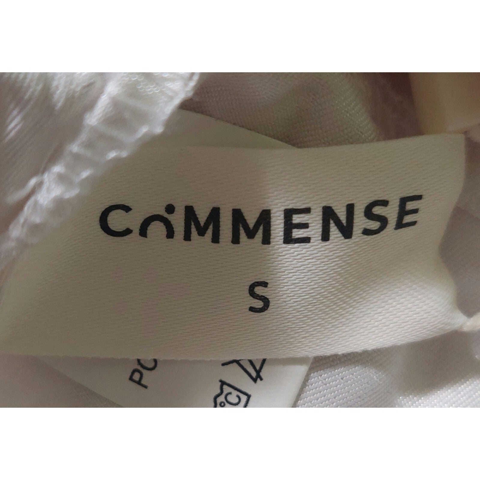 NWT Commense Strapless White Satin Rosette Crop Top - Size Small