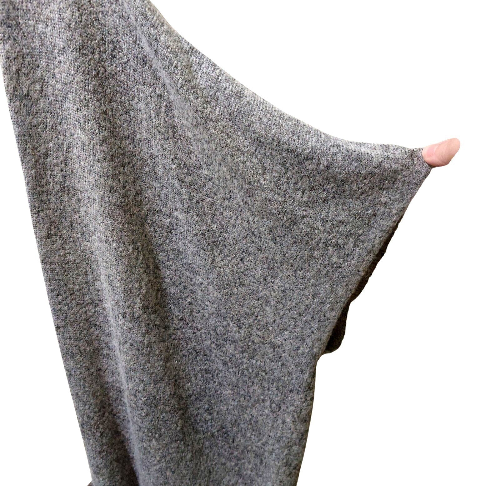 k. by kersh Women's Gray Short Sleeve Cardigan W/ White Heart on Back Size XL