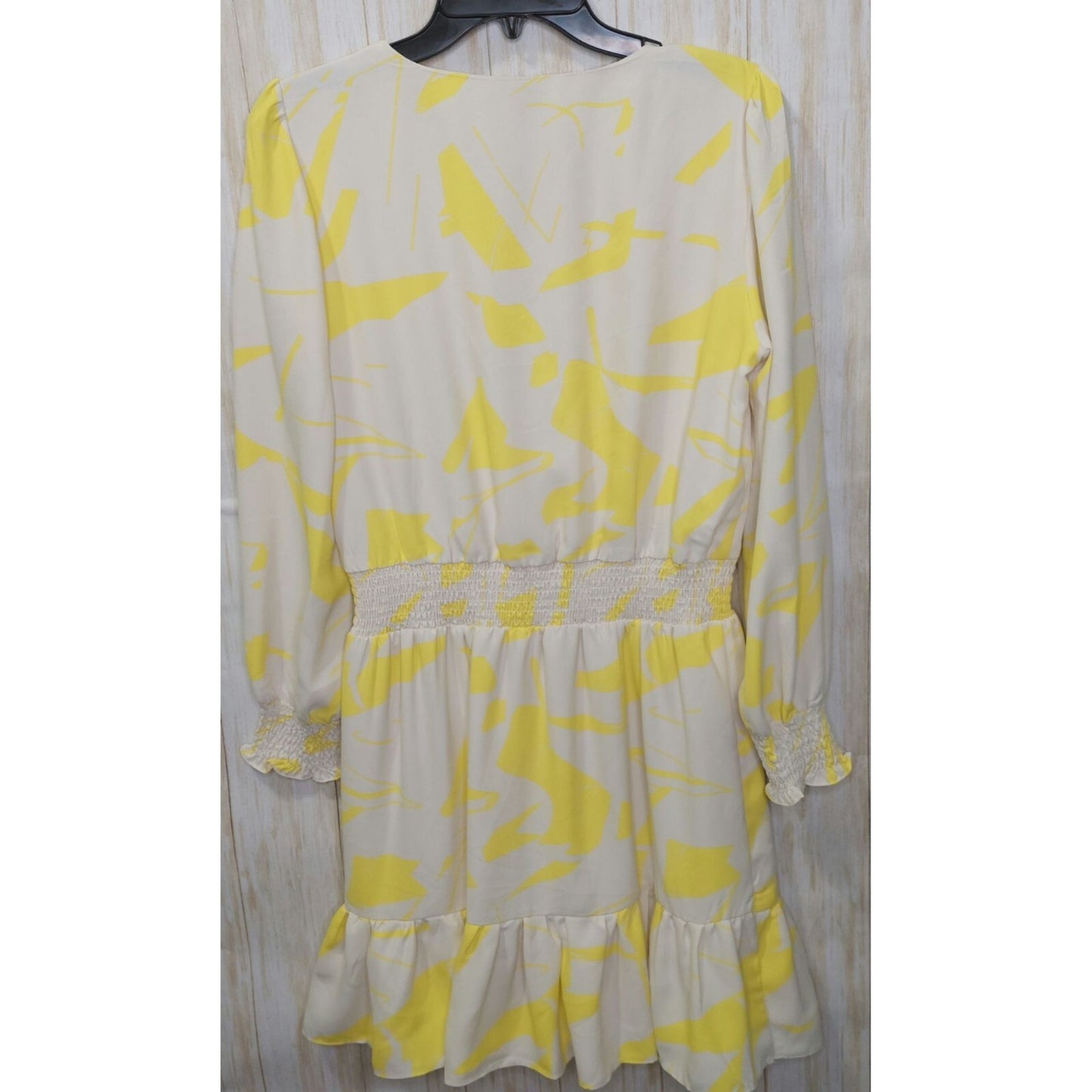 Vince Camuto Women's Yellow/White Abstract Print Smocked Ruffled Dress Size PM