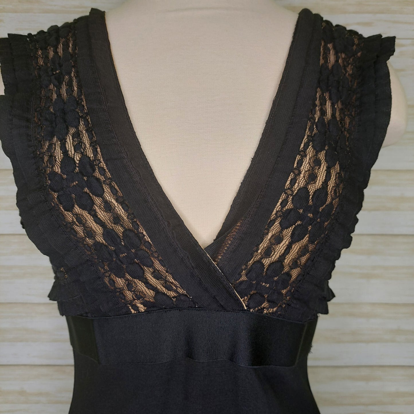 MAX STUDIO Womens Little Black Dress M Sheath Bodycon Sleeveless V-Neck Ruffles