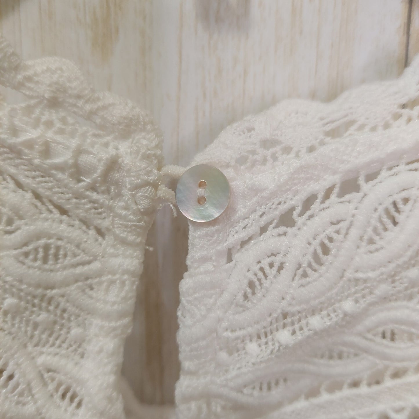 Doe & Rae Women’s Sheath~Size Small~ Sleeveless~Lace Overlay~Drop Waist~Lined 