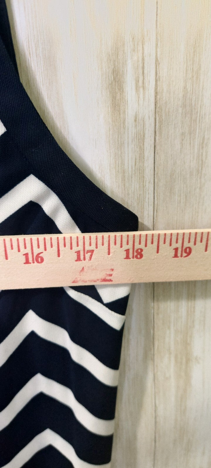 Lauren Ralph Lauren  Sleeveless Dress Navy & White Chevron Print Size 8