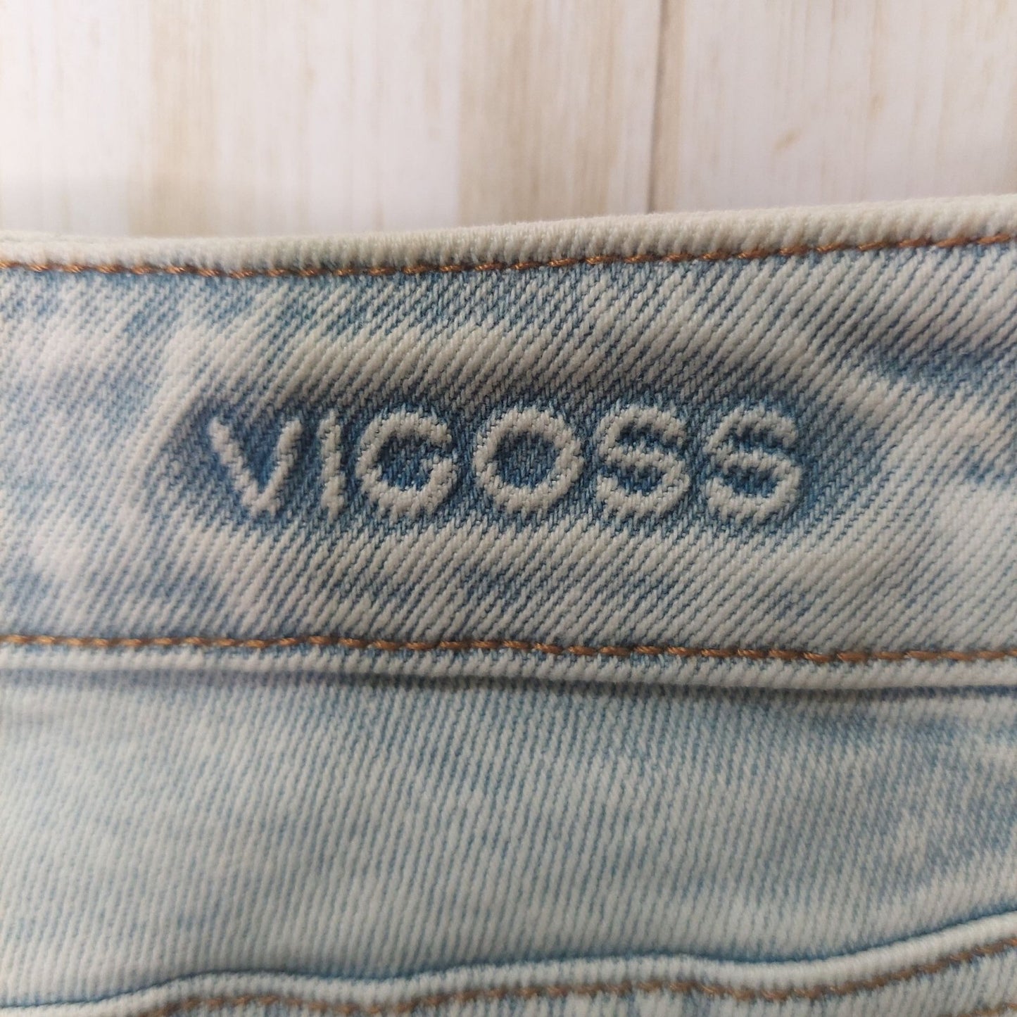 Vigoss Women's Stevie Crop Straight Jeans Light Wash~Distressed~Stretch~ Size 28