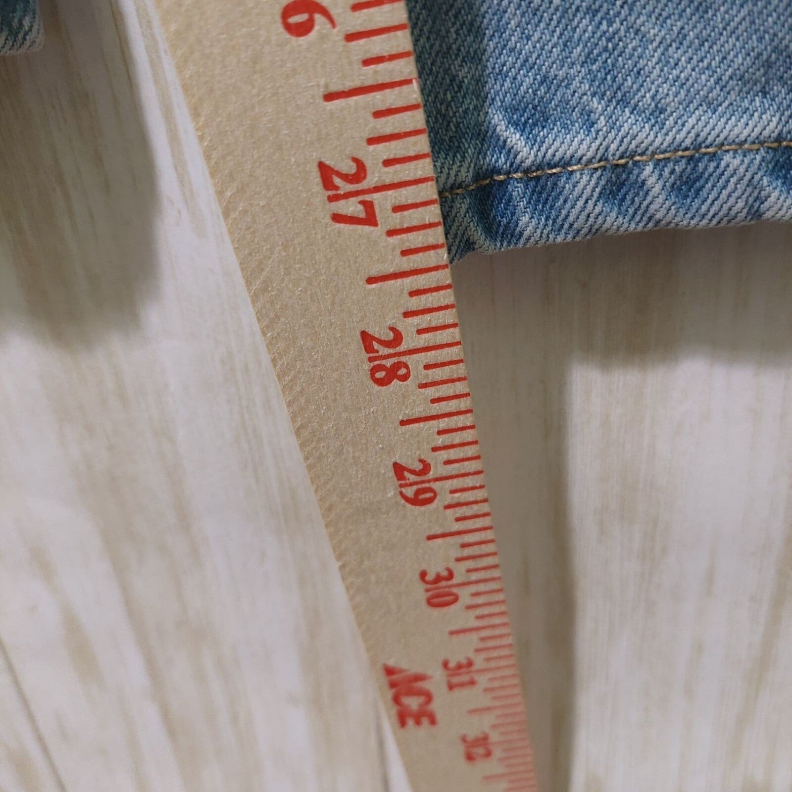 Everlane Women's Curvy '90s Cheeky Straight Jeans High Rise  Sunbleached Sz 25