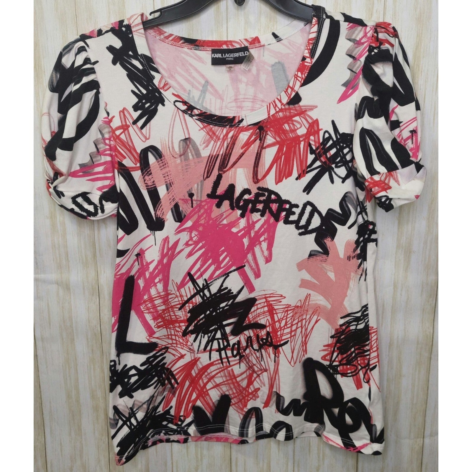Karl Lagerfeld Paris Women's XS Graphic Puff Sleeve T-Shirt Red & Black Scribble