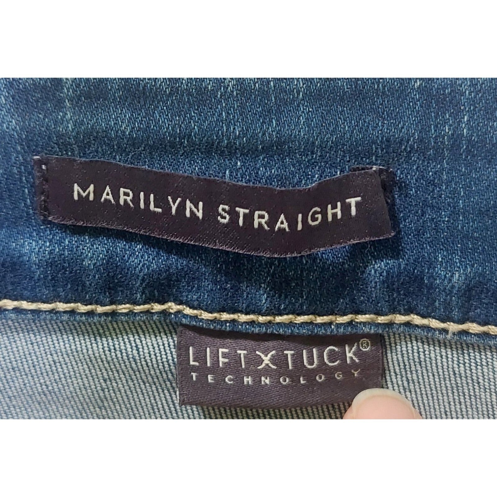 NYDJ Women's Marilyn Straight Jeans  Size 10P Lift Tuck Technology Denim Jeans