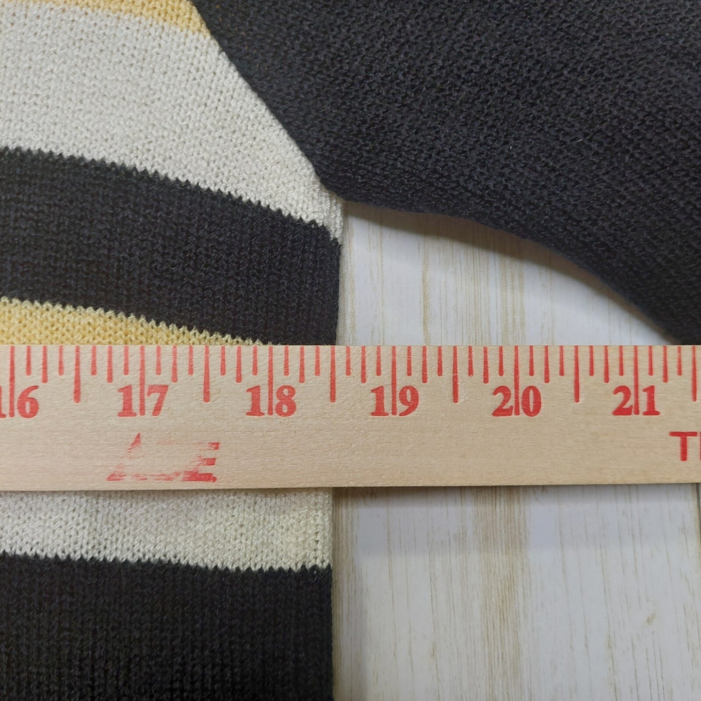 Vintage San Remo by Laura Knits Yellow/Black Stripe 2 Piece Set USA Made Pads