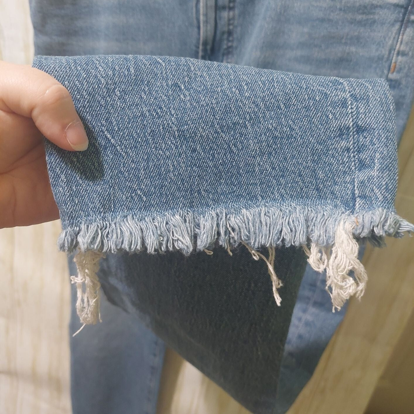 Madewell Women's The Perfect Vintage Jean 33 Medium Wash Frayed Hem