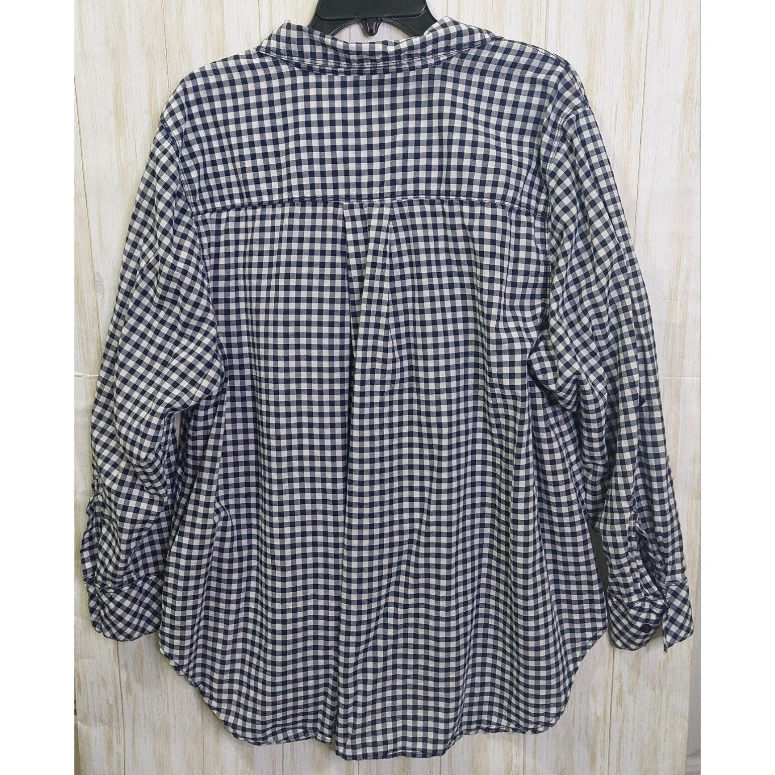 Lane Bryant Womens Blue & White Plaid Button-Up Shirt 24W Long Sleeve Cotton
