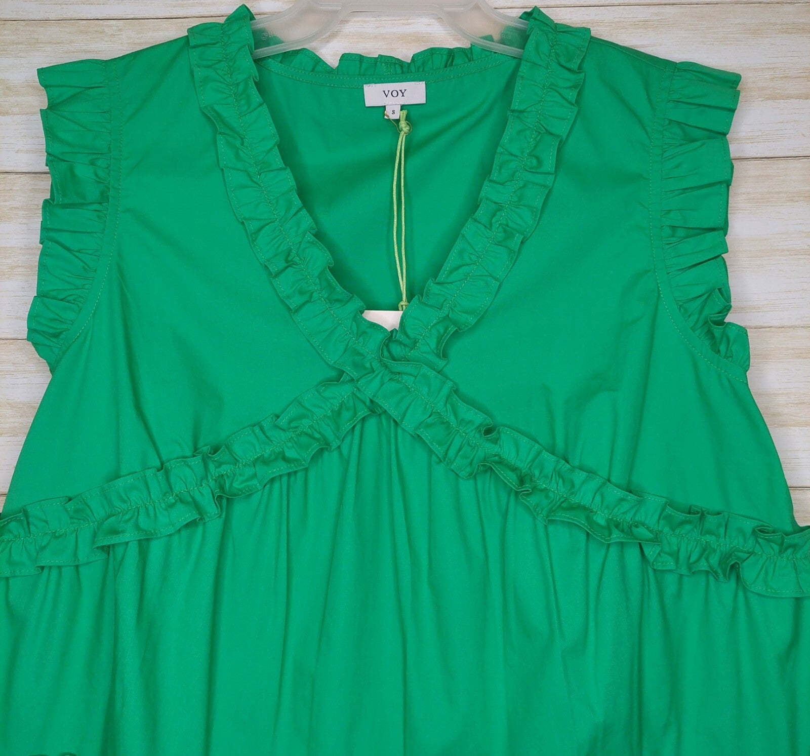 Voy Top Women's Size Small Kelly Green Sleeveless Ruffled NWT
