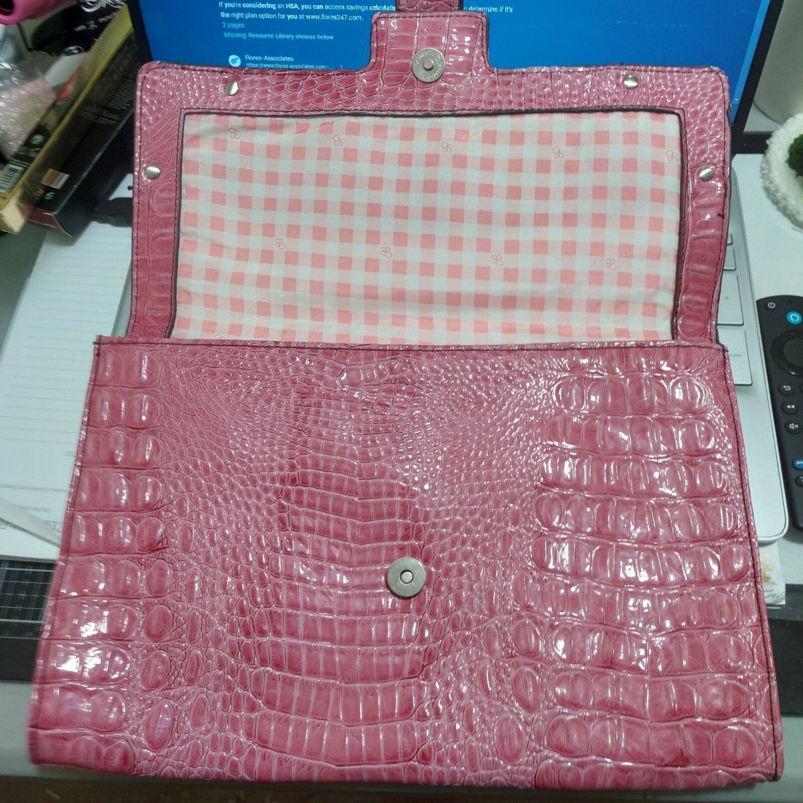 Jessica Simpson Fushia Pink Faux Crocodile-Embossed Pacha Envelope Clutch