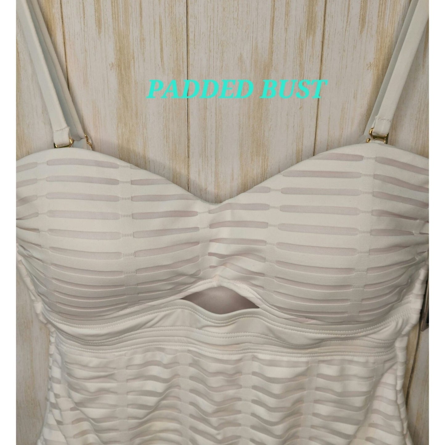 Kenneth Cole White One-Piece Padded Bust Tummy Toner Swimsuit Size Large Classy