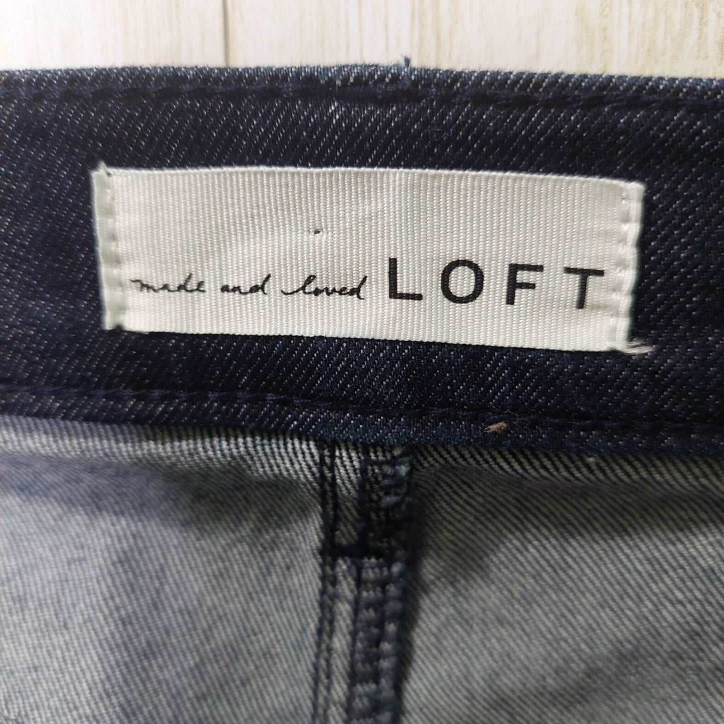 Loft Women's Modern Skinny Jeans Size 8 Inseam:29 Button Front~Stretch~Dark Wash