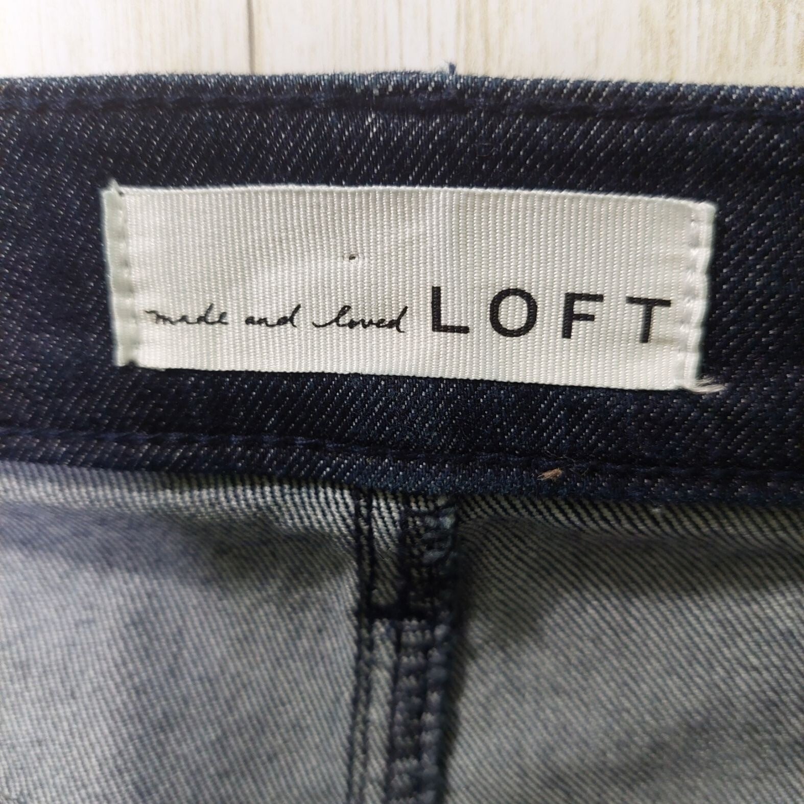 Loft Women's Modern Skinny Jeans Size 8 Inseam:29 Button Front~Stretch~Dark Wash