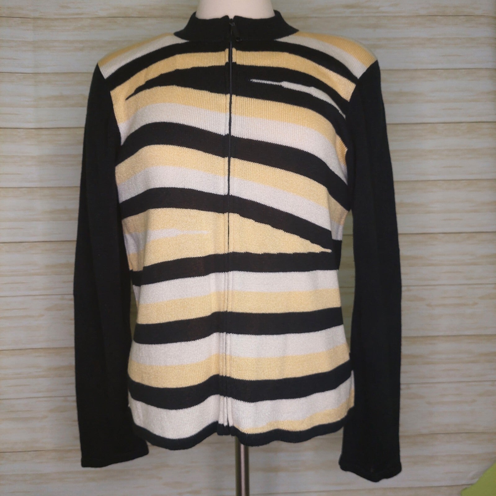 Vintage San Remo by Laura Knits Yellow/Black Stripe 2 Piece Set USA Made Pads