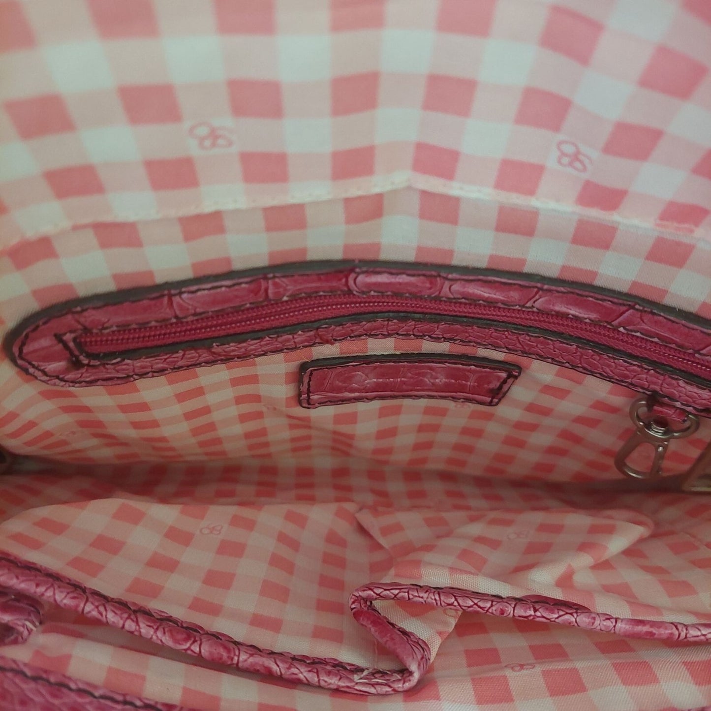 Jessica Simpson Fushia Pink Faux Crocodile-Embossed Pacha Envelope Clutch