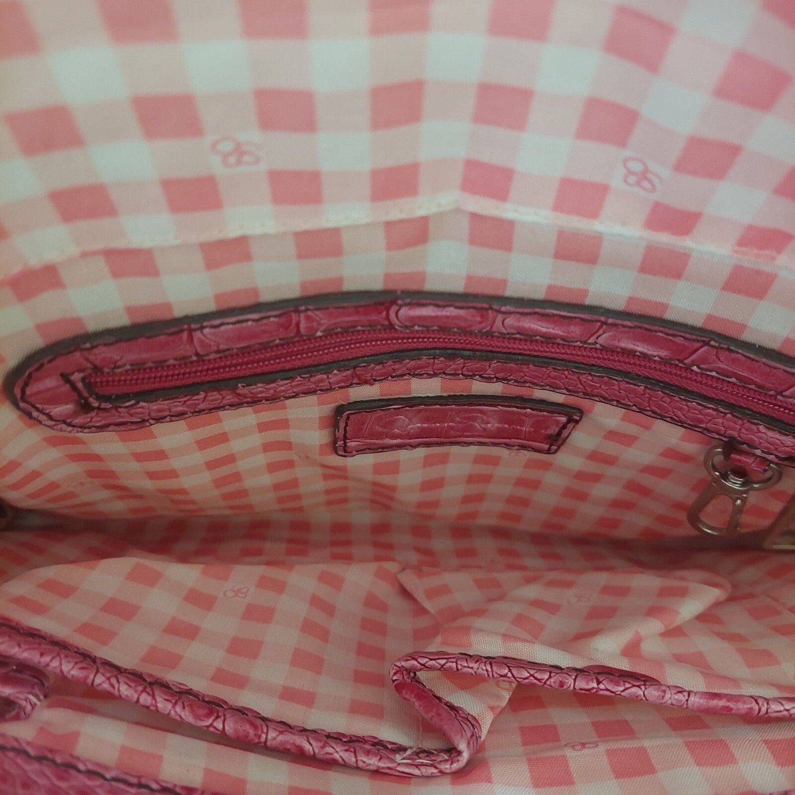 Jessica Simpson Fushia Pink Faux Crocodile-Embossed Pacha Envelope Clutch