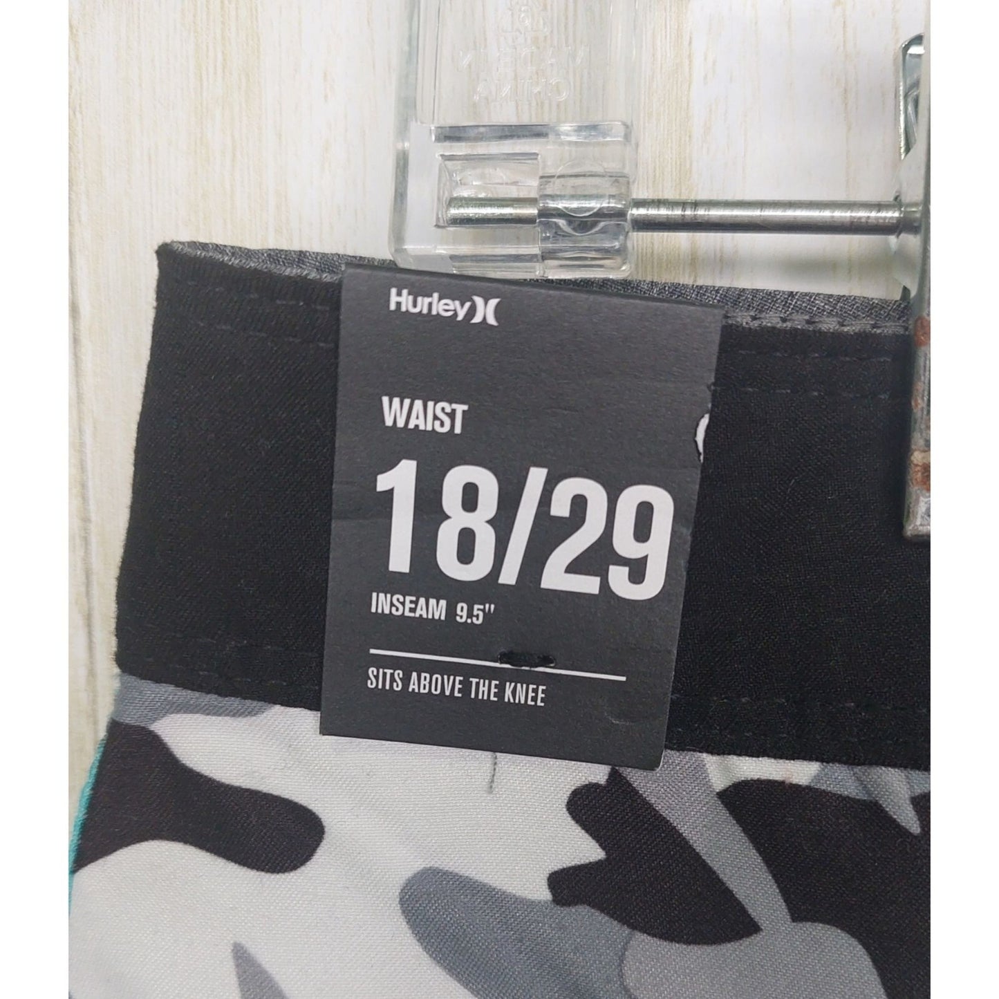 Hurley Boy's Camo Shark Board Shorts 19" Outseam 100% Polyester Size 29 "READ"