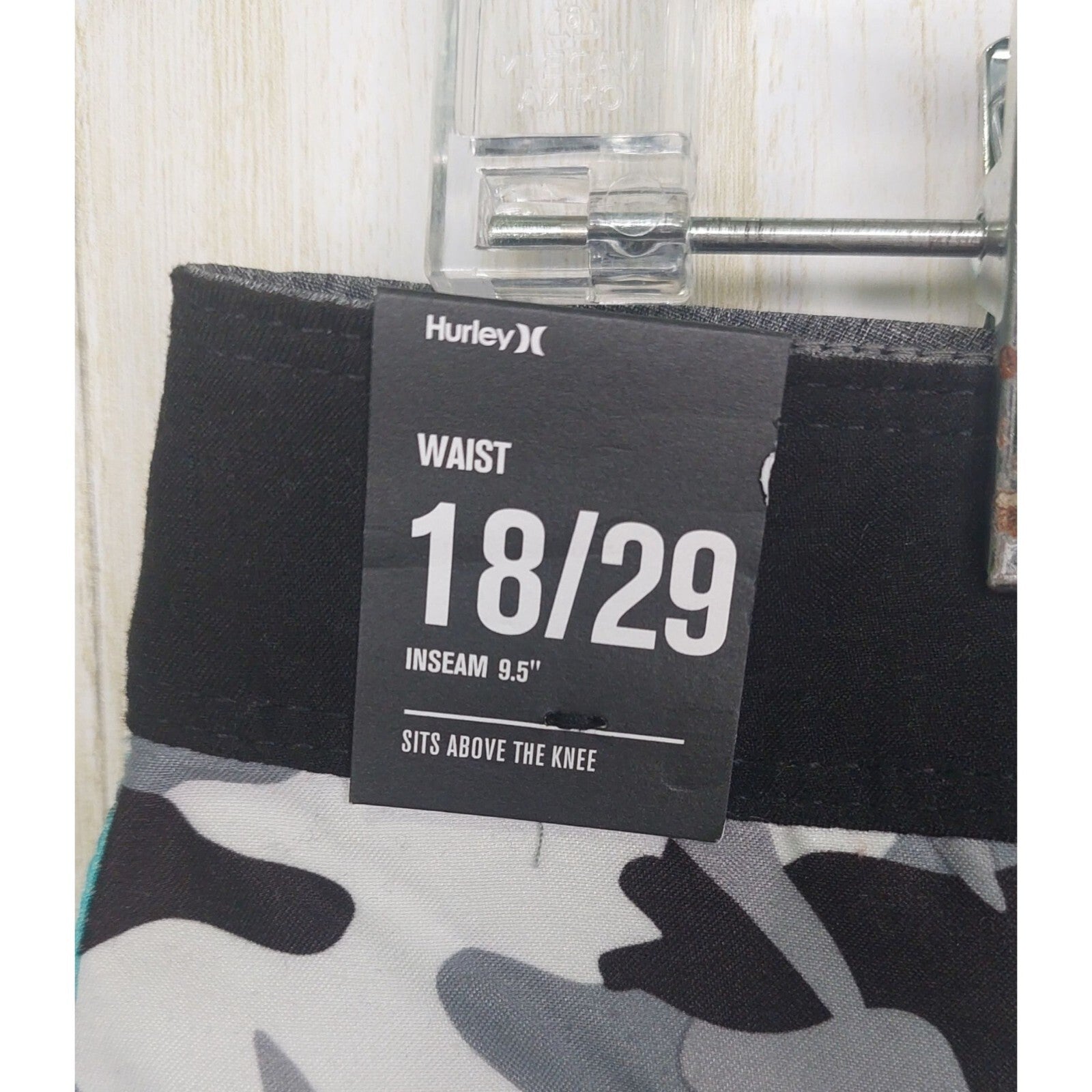 Hurley Boy's Camo Shark Board Shorts 19" Outseam 100% Polyester Size 29 "READ"