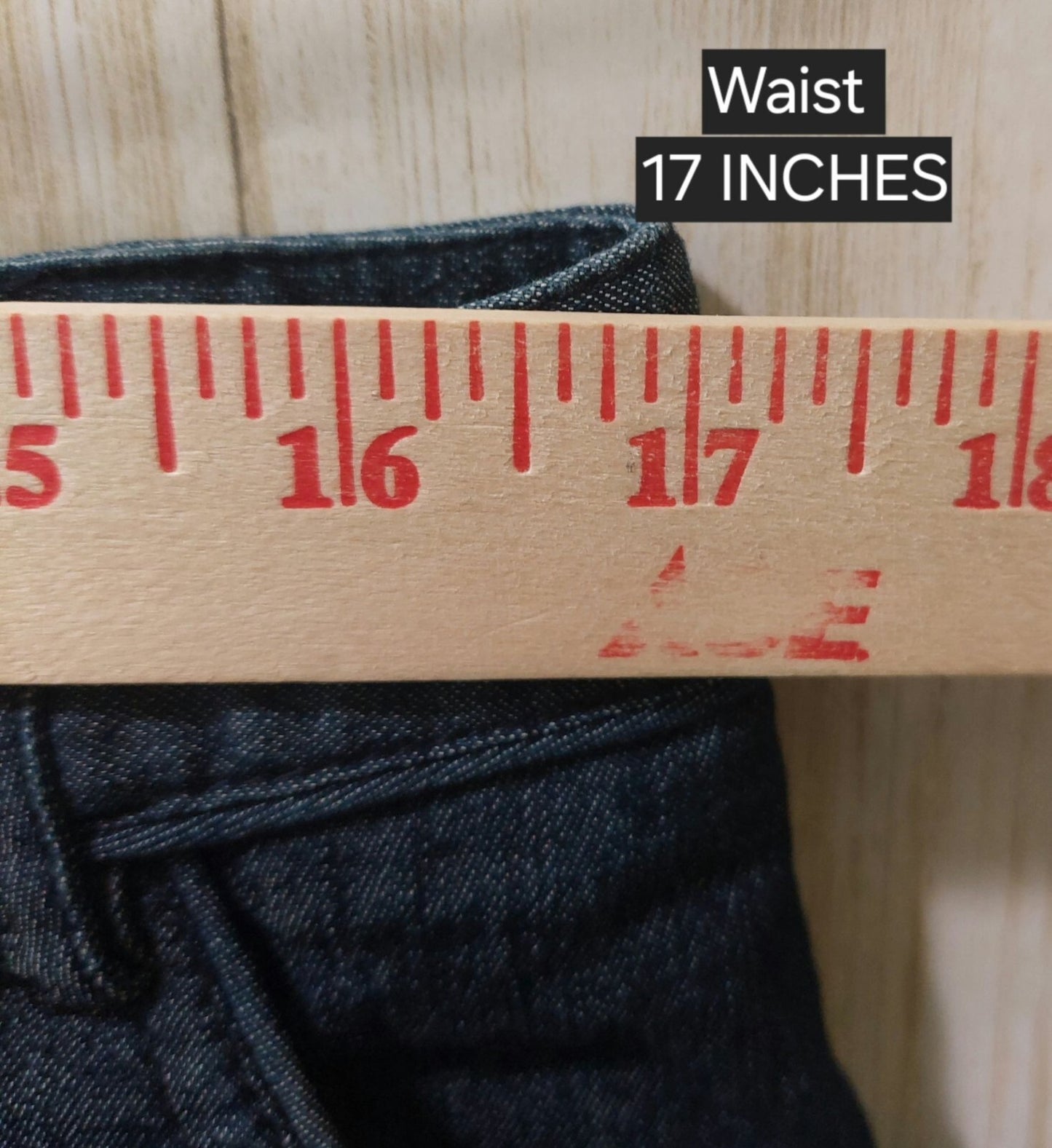 Harry Levine Stretch Womens Denim Capri Pants Size 14