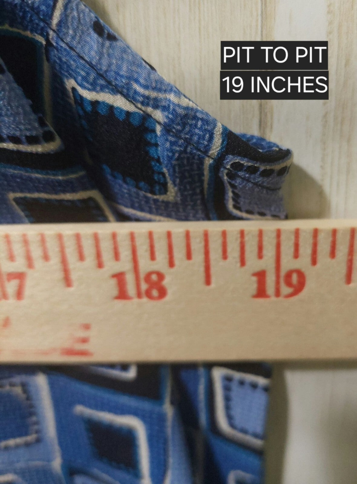 Robbie Bee Blue Geometric Sleeveless 100% Silk Blouse Womens Medium