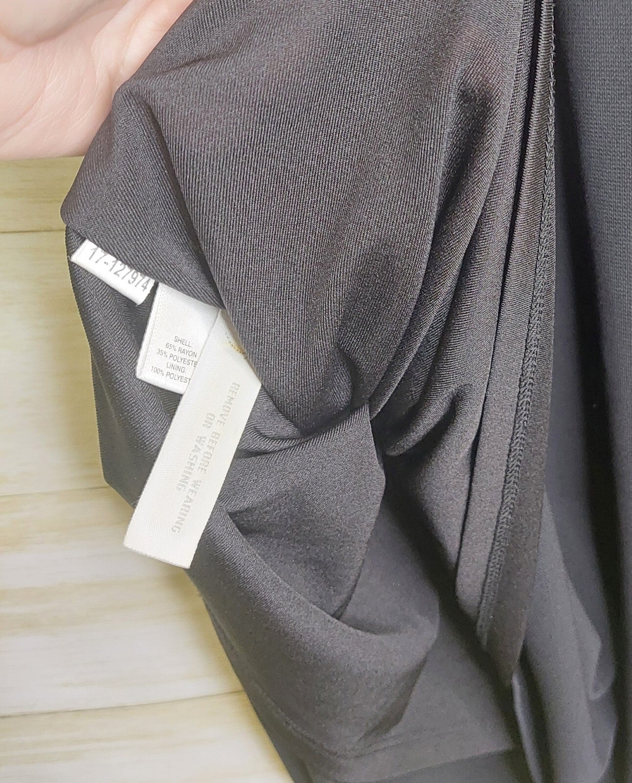 Ann Taylor LOFT Dress A-Line  Women's Size 8  Black Sleeveless LBD V-Neck