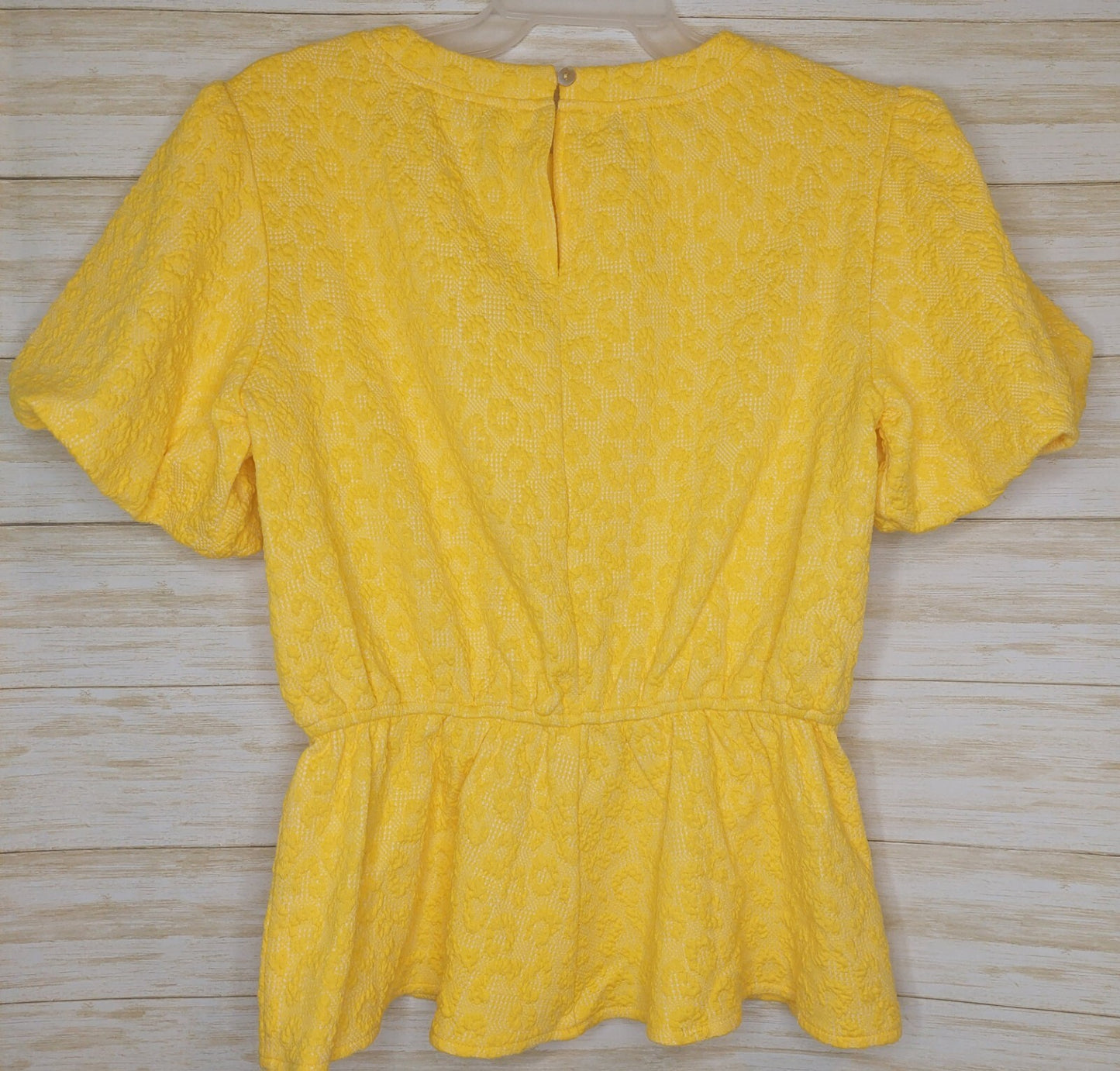 Voy Top Women's Size Small Yellow Bubble Sleeve Cheetah Textured NWT
