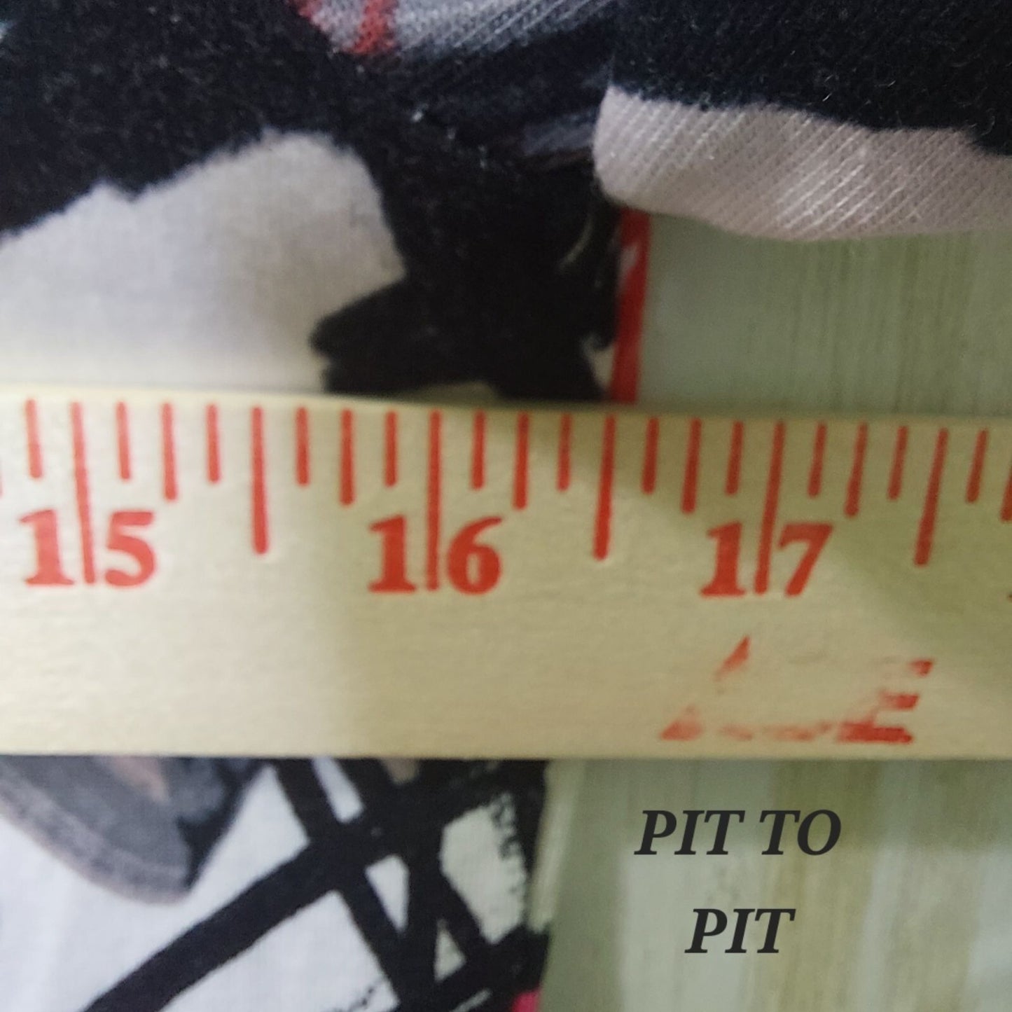 Karl Lagerfeld Paris Women's XS Graphic Puff Sleeve T-Shirt Red & Black Scribble