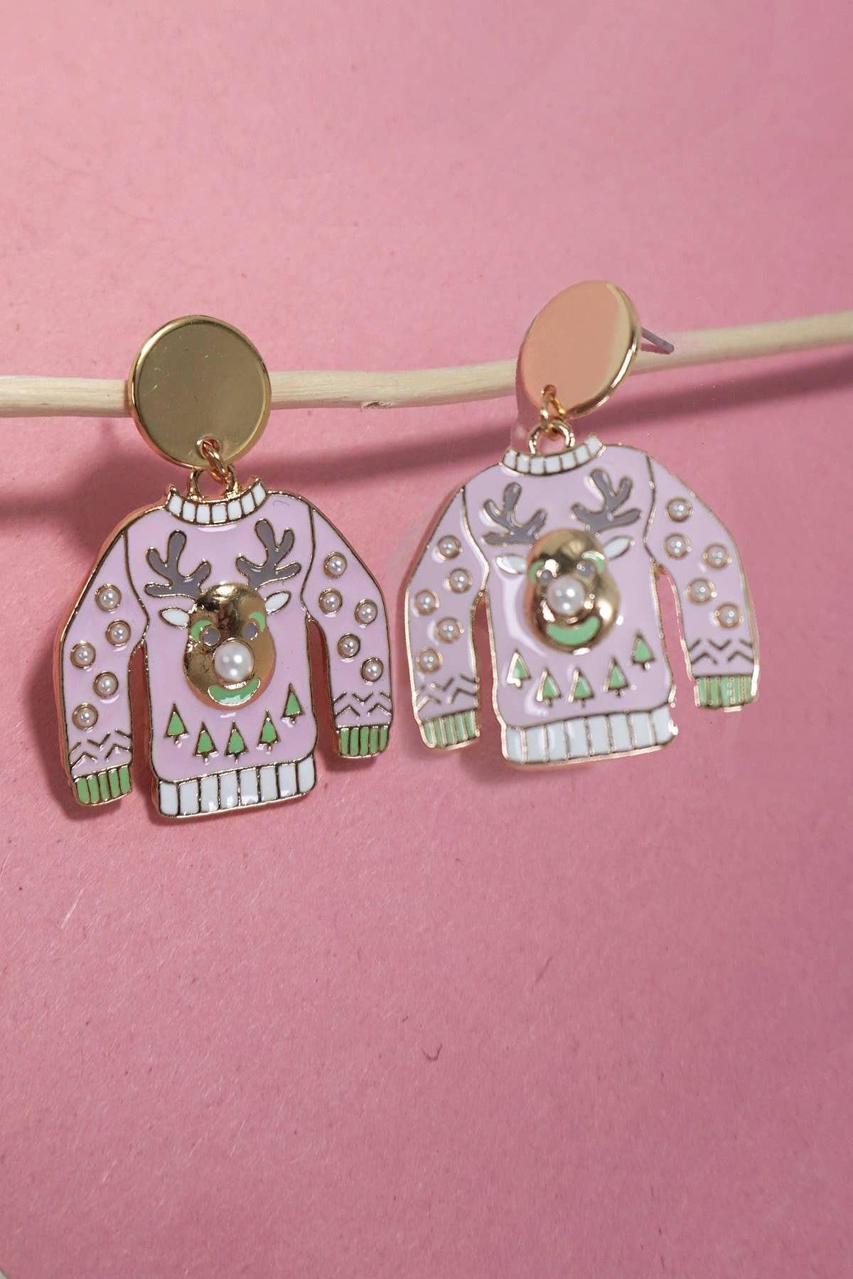CHRISTMAS THEME SWEATSHIRT DROP EARRINGS PINK