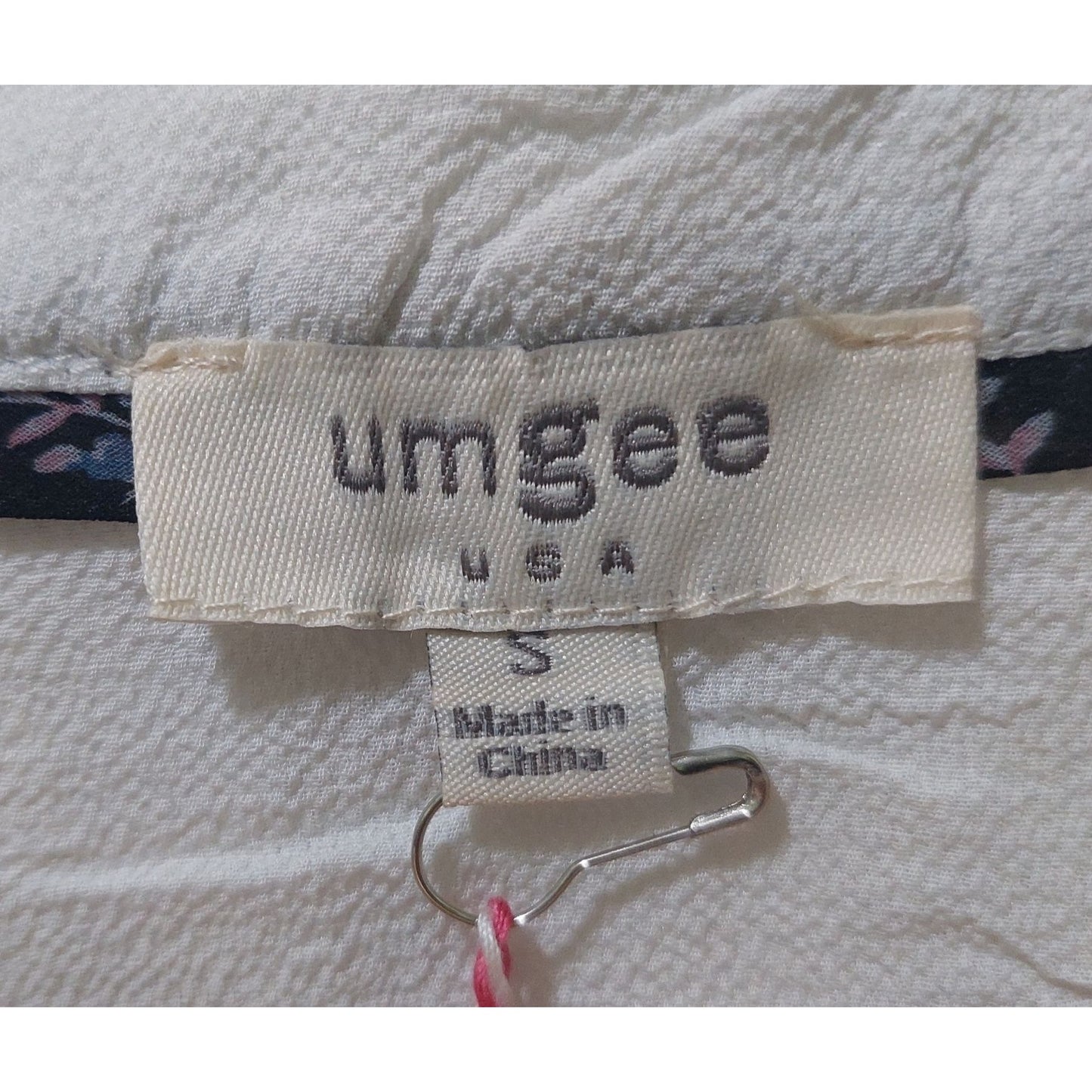 Umgee White 3D Organza Split Neck Dress/Puff Sleeve Dress