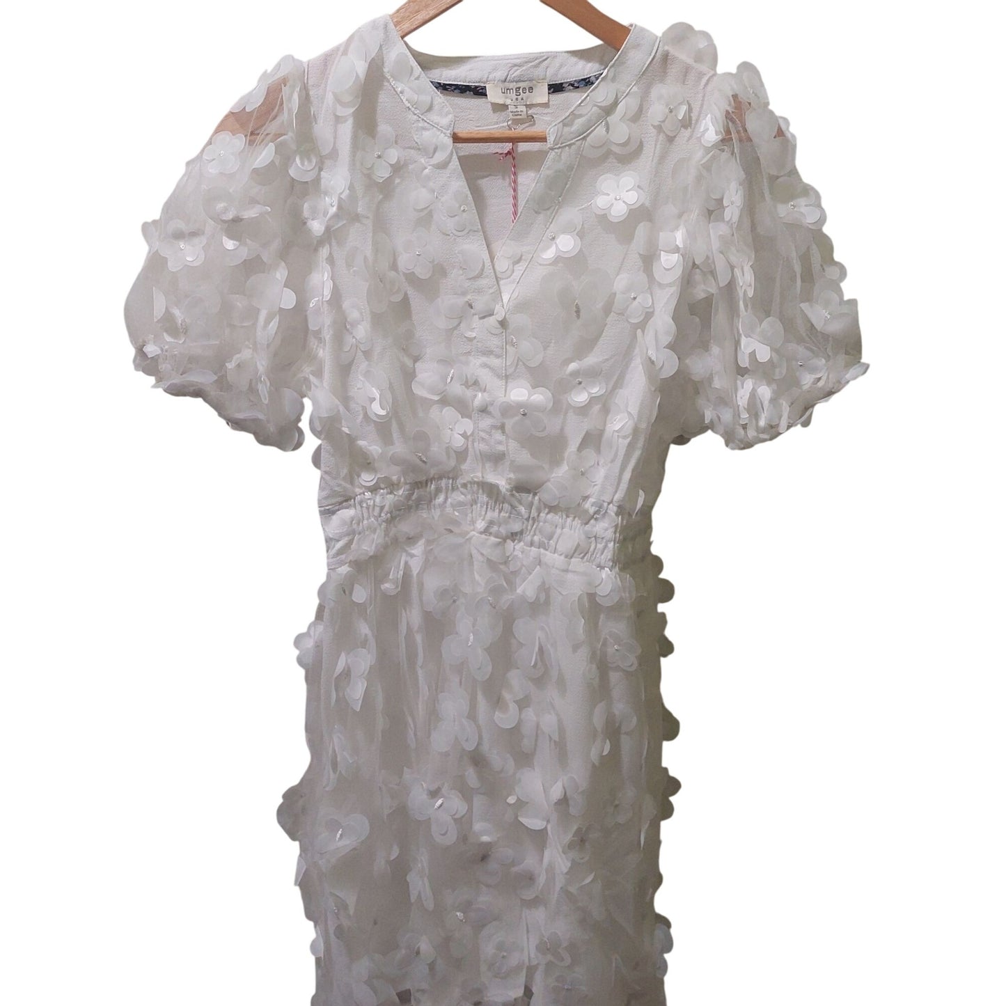 Umgee White 3D Organza Split Neck Dress/Puff Sleeve Dress