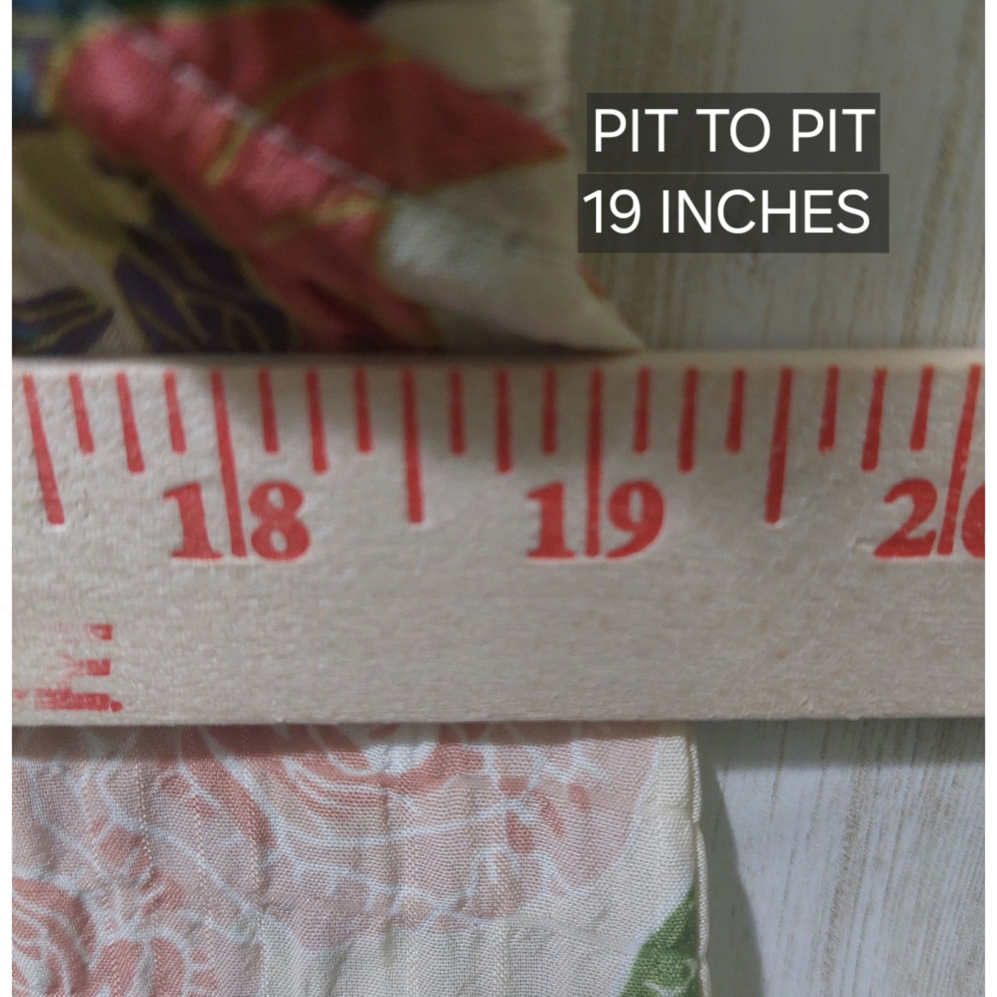 Voy Floral Ruffle Sleeve Button-Front Blouse~Ruffle Front~Pleated Sleeve~SMALL