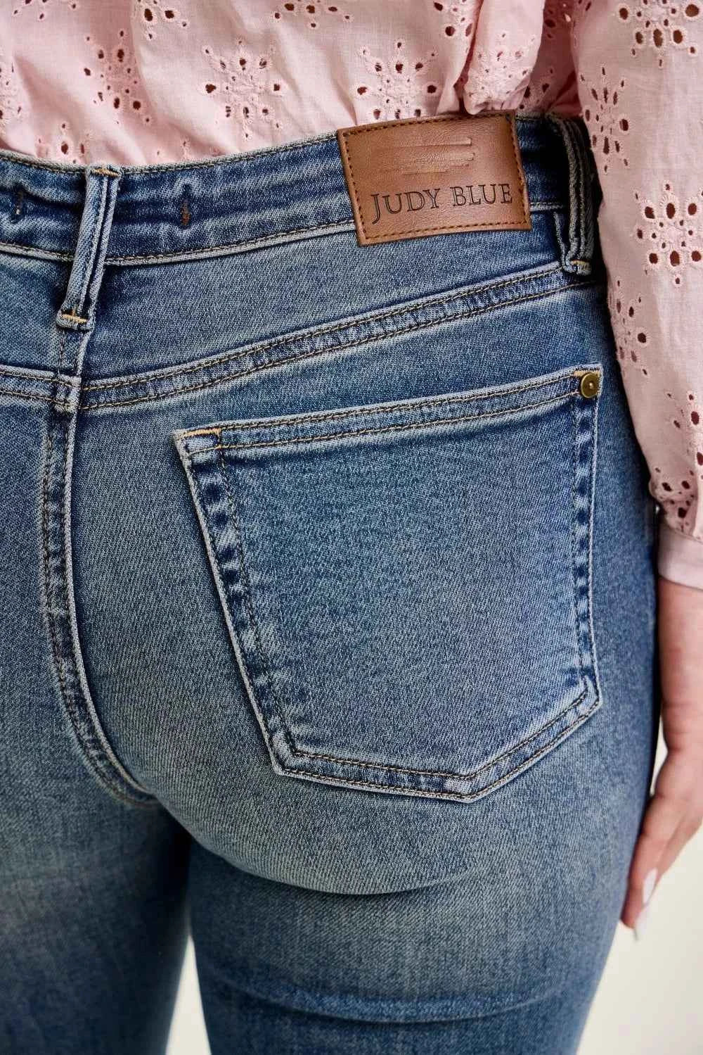 Judy Blue Mid Rise Flare Jeans with Front Flap Pockets Close View