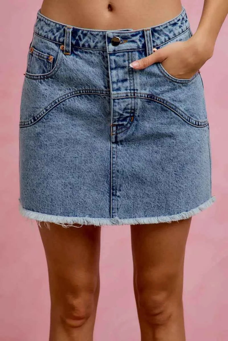 Washed Denim Floral Contrast Pockets Mini Skirt by So Me
