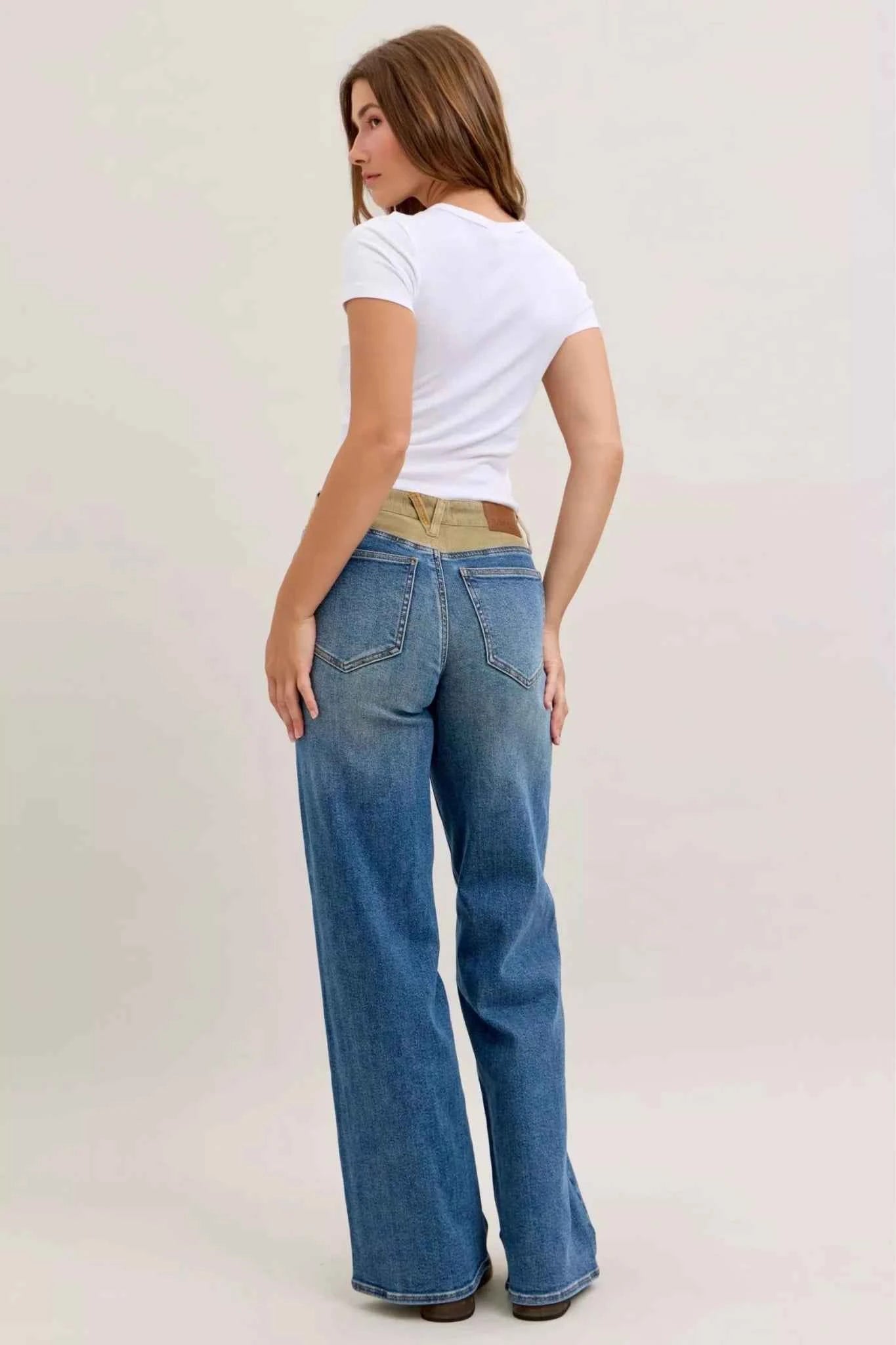 MR Column Straight Jeans with Corduroy Waist
