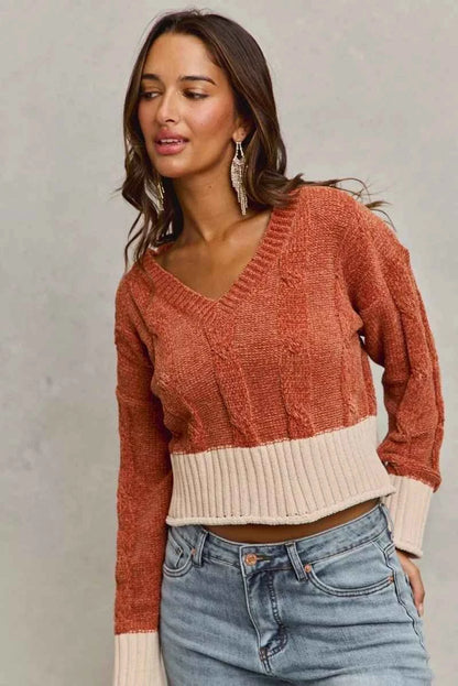 Rust Chenille Cable Knit V-Neck Contrast Cropped Sweater by So Me